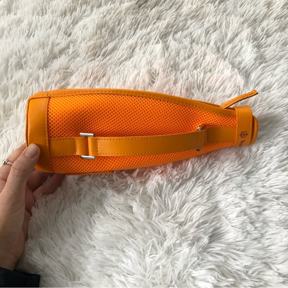 VEUVE CLICQUOT • Brut Champagne Cooler Ice Jacket / Carrier - Picture 7 of 12